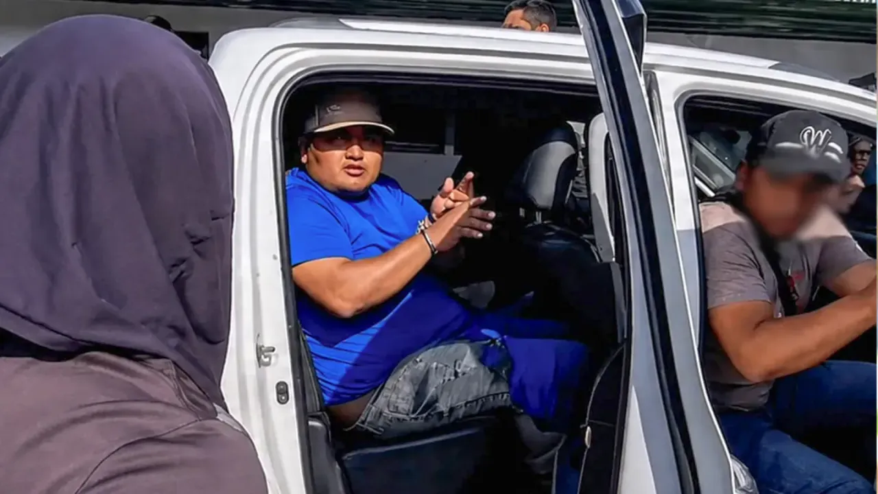 Dos aprehendidos y un prófugo: los sospechosos reconocieron su participación en el crimen del delivery