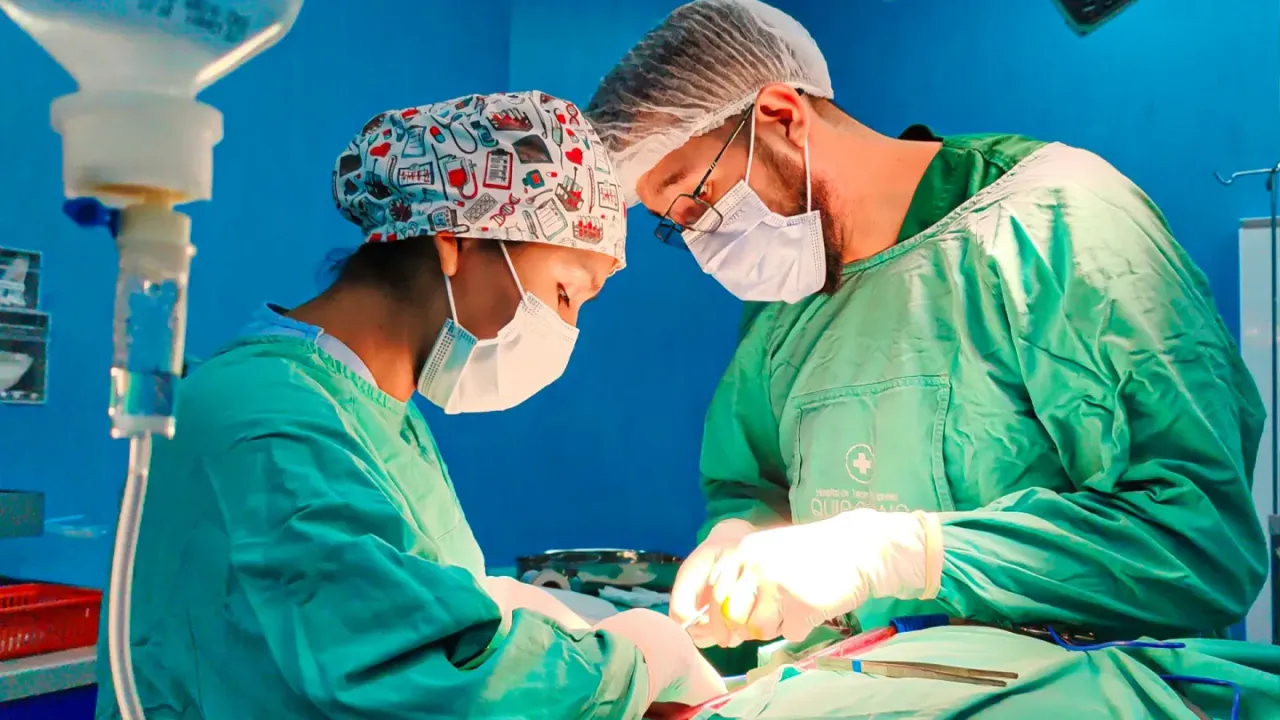 Edad avanzada y 'bolear' coca multiplican por cinco el riesgo de cáncer oral, alerta estudio del Hospital Montero
