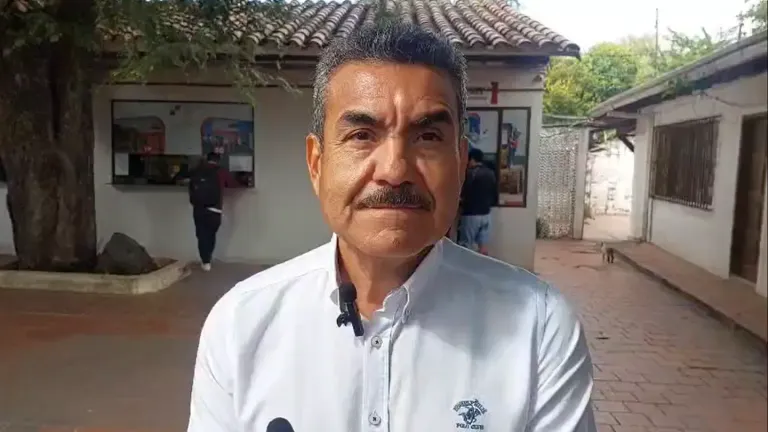 “Que lo denuncien”: Perales defiende su amparo y niega influencia del alcalde Regys Medina